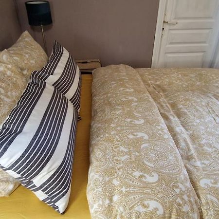 Chambre D'Hotes Abbatiale ベルネ エクステリア 写真