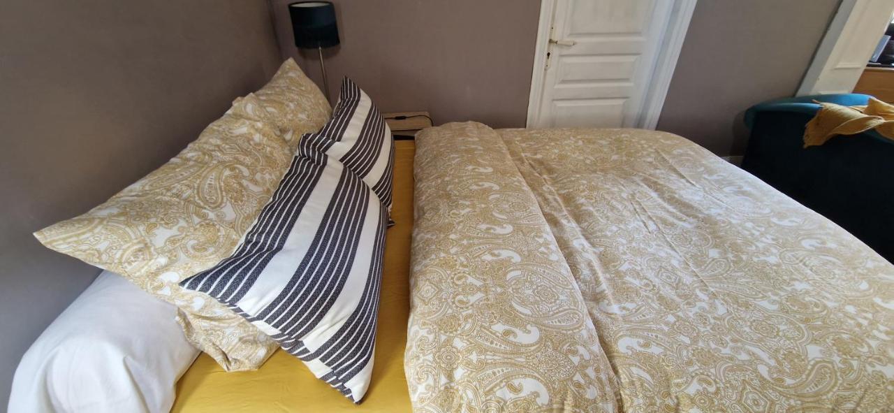 Chambre D'Hotes Abbatiale ベルネ エクステリア 写真